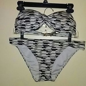 HOST PICK!! Victoria's Secret Bandeau Bikini